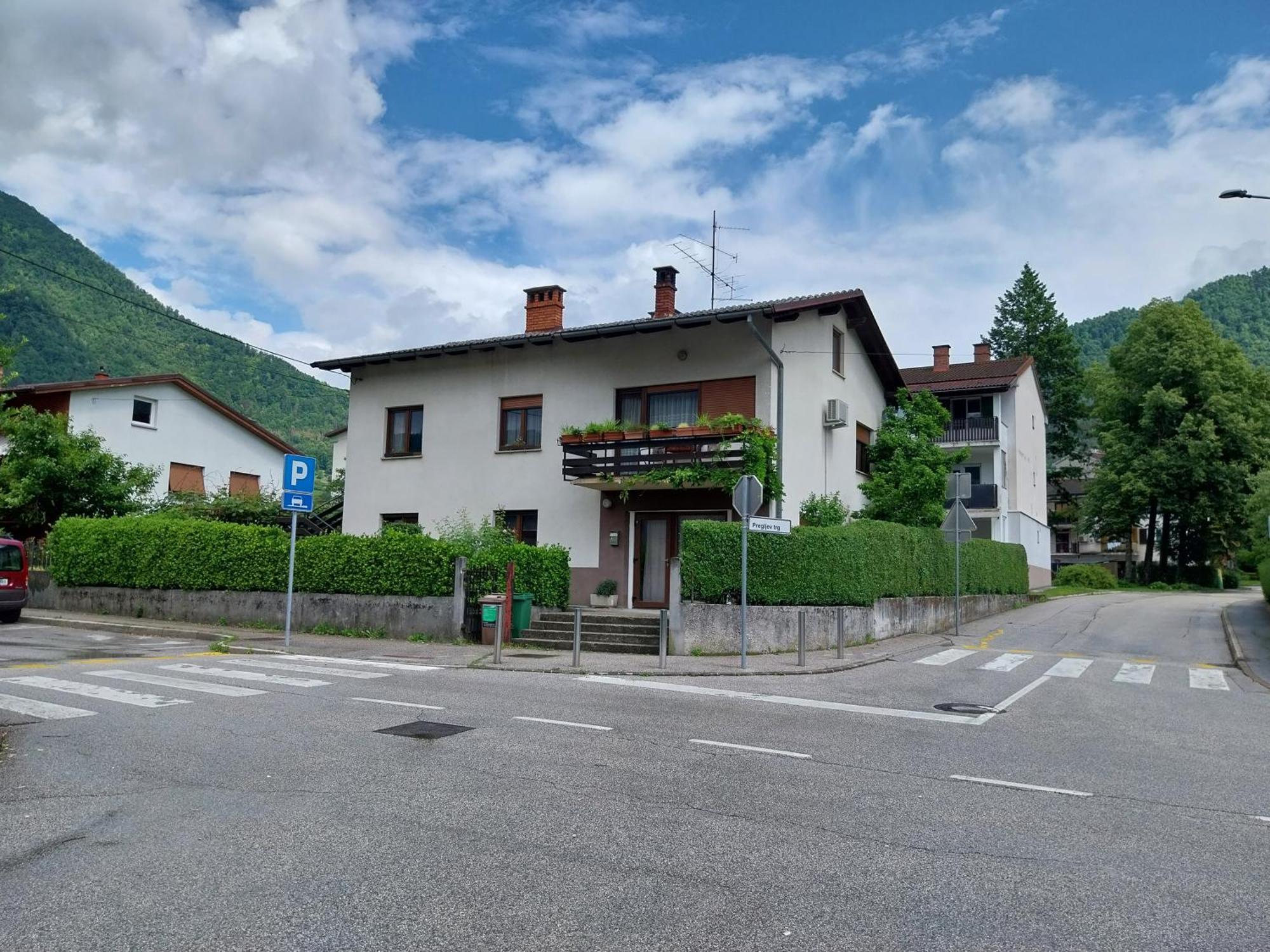 Gravitacija West Tolmin Buitenkant foto